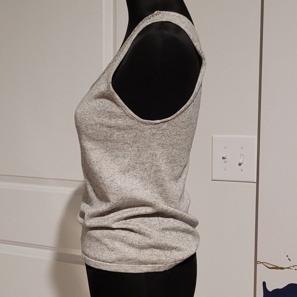 Ninety Women's XL Silk/Viscose Blend Knit Tank Grey /Silver Sequined Scoop Neck - Picture 3 of 6